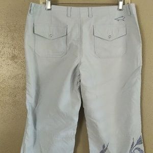 Woman's crop pants